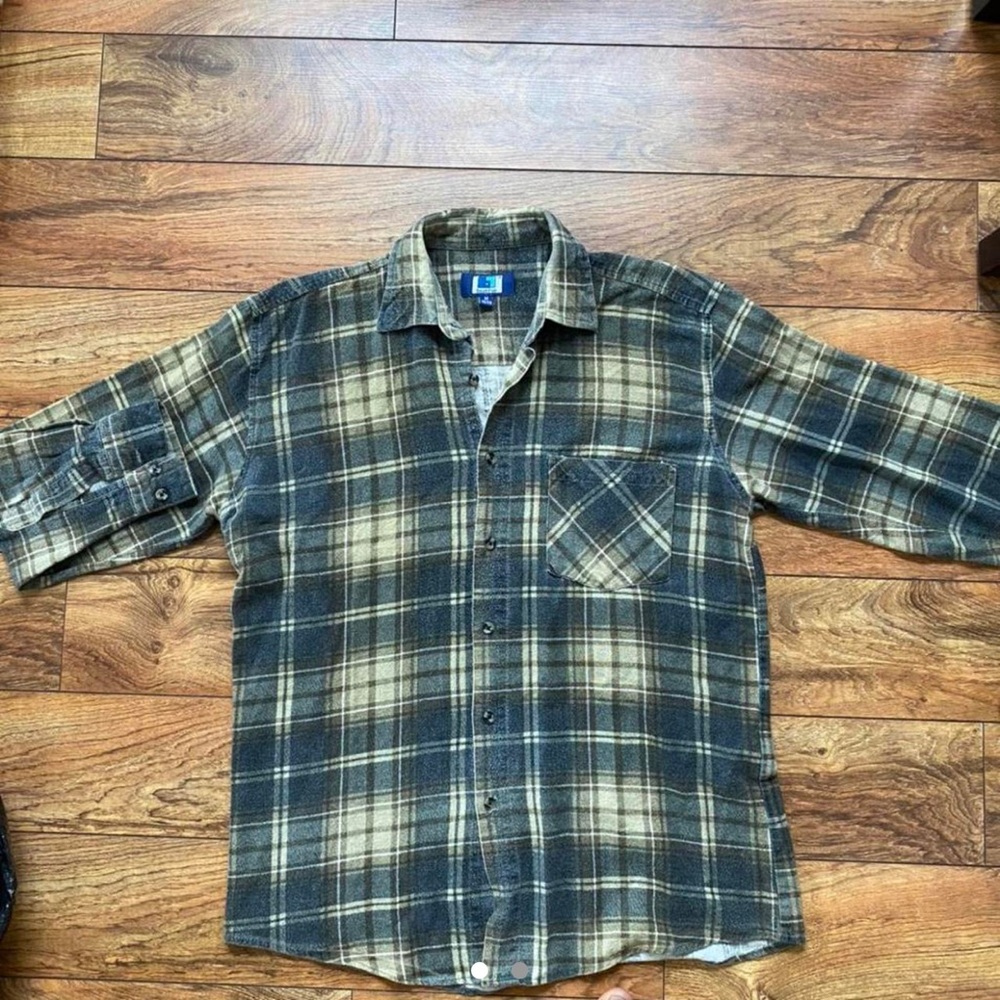 Green square shirt